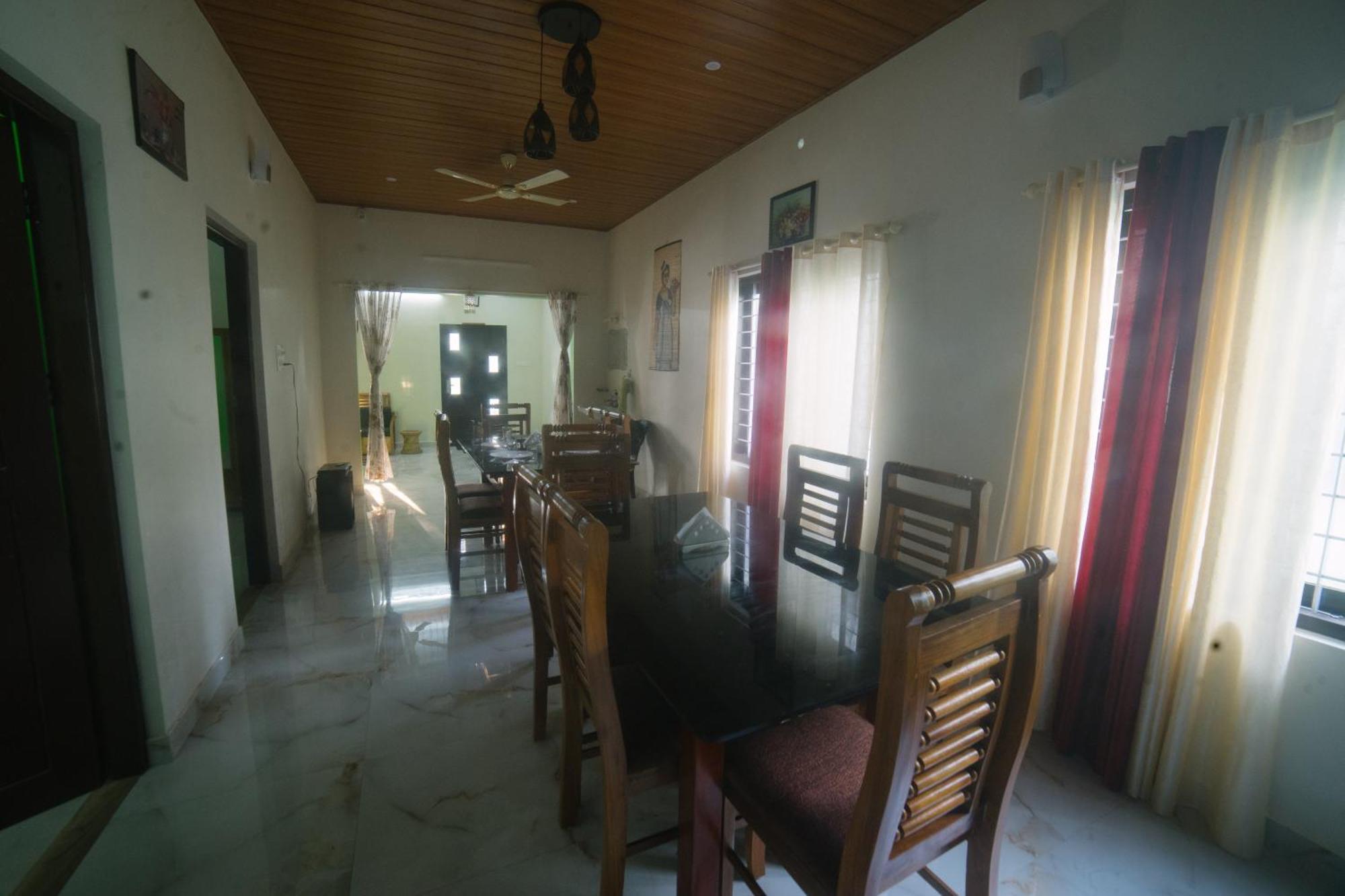 Tulsi Kayal Retreat Apartment Champakulam Bagian luar foto