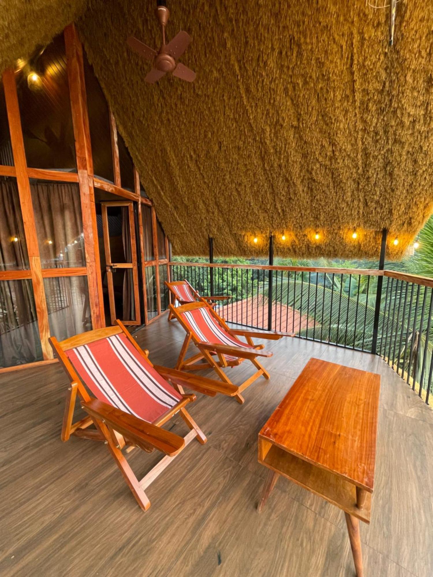 Tulsi Kayal Retreat Apartment Champakulam Bagian luar foto